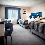 Greenhills Hotel 4*