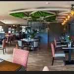 Hotel Greenhills 4*
