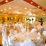 Greenhills 4*