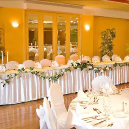 Greenhills Hotel 4*