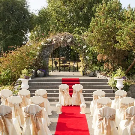 فندق Greenhills 4*