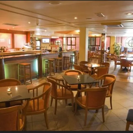Greenhills 4*