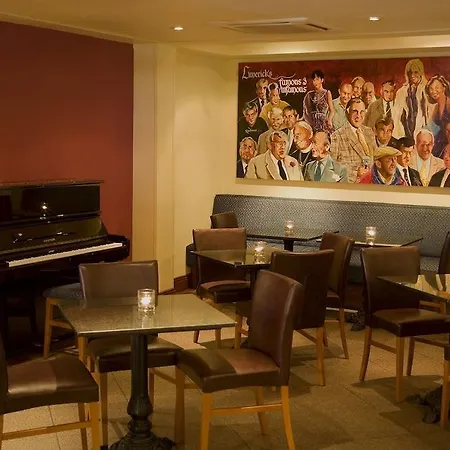 Greenhills Hotel 4*