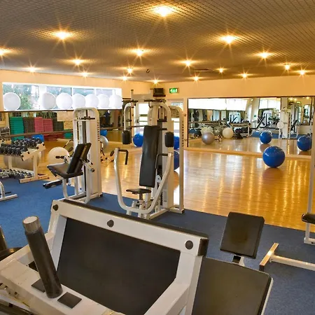 Ξενοδοχείο Greenhills 4*