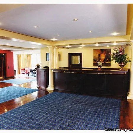 Greenhills Hotel 4*