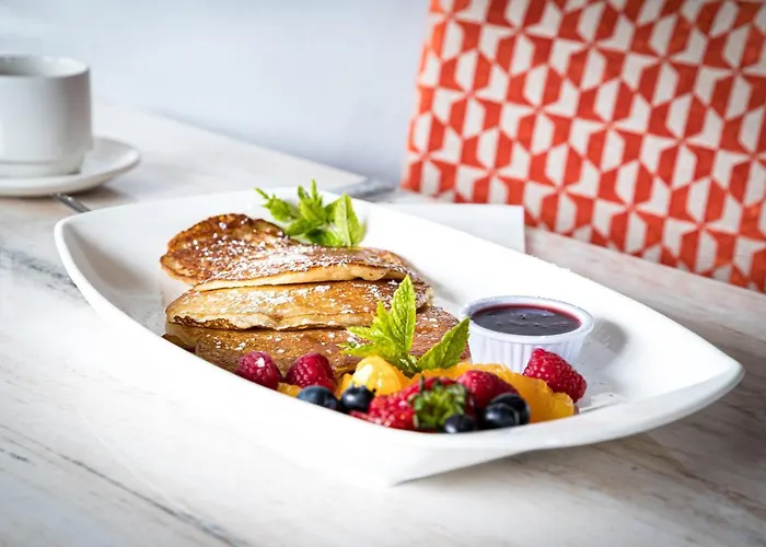 Greenhills Отель