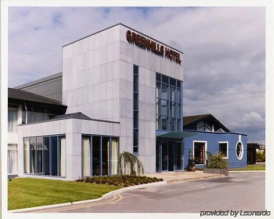 Отель Greenhills 4*