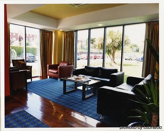 Greenhills Отель 4*